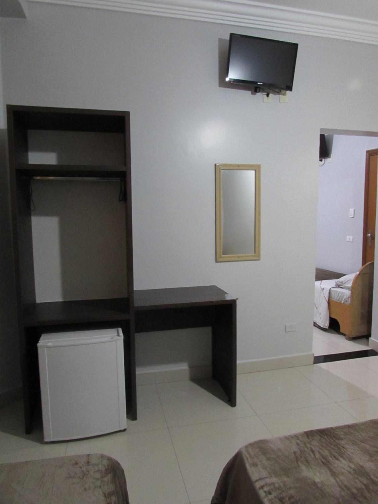 Hotel Tropicalia Proximo A 25 De Marco , Bras E Bom Retiro "Com Estacionamento Conveniado Ao Lado Do Hotel" São Paulo Ngoại thất bức ảnh