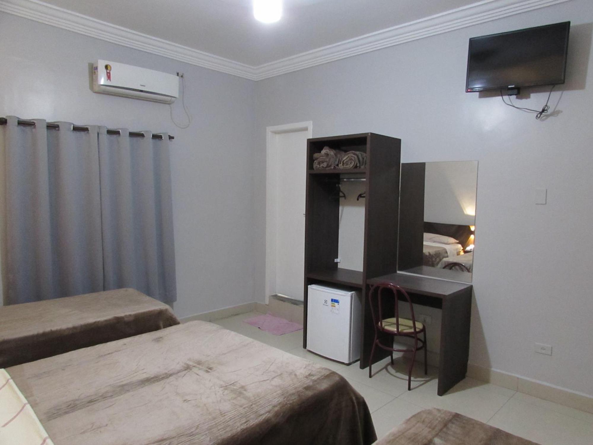 Hotel Tropicalia Proximo A 25 De Marco , Bras E Bom Retiro "Com Estacionamento Conveniado Ao Lado Do Hotel" São Paulo Ngoại thất bức ảnh