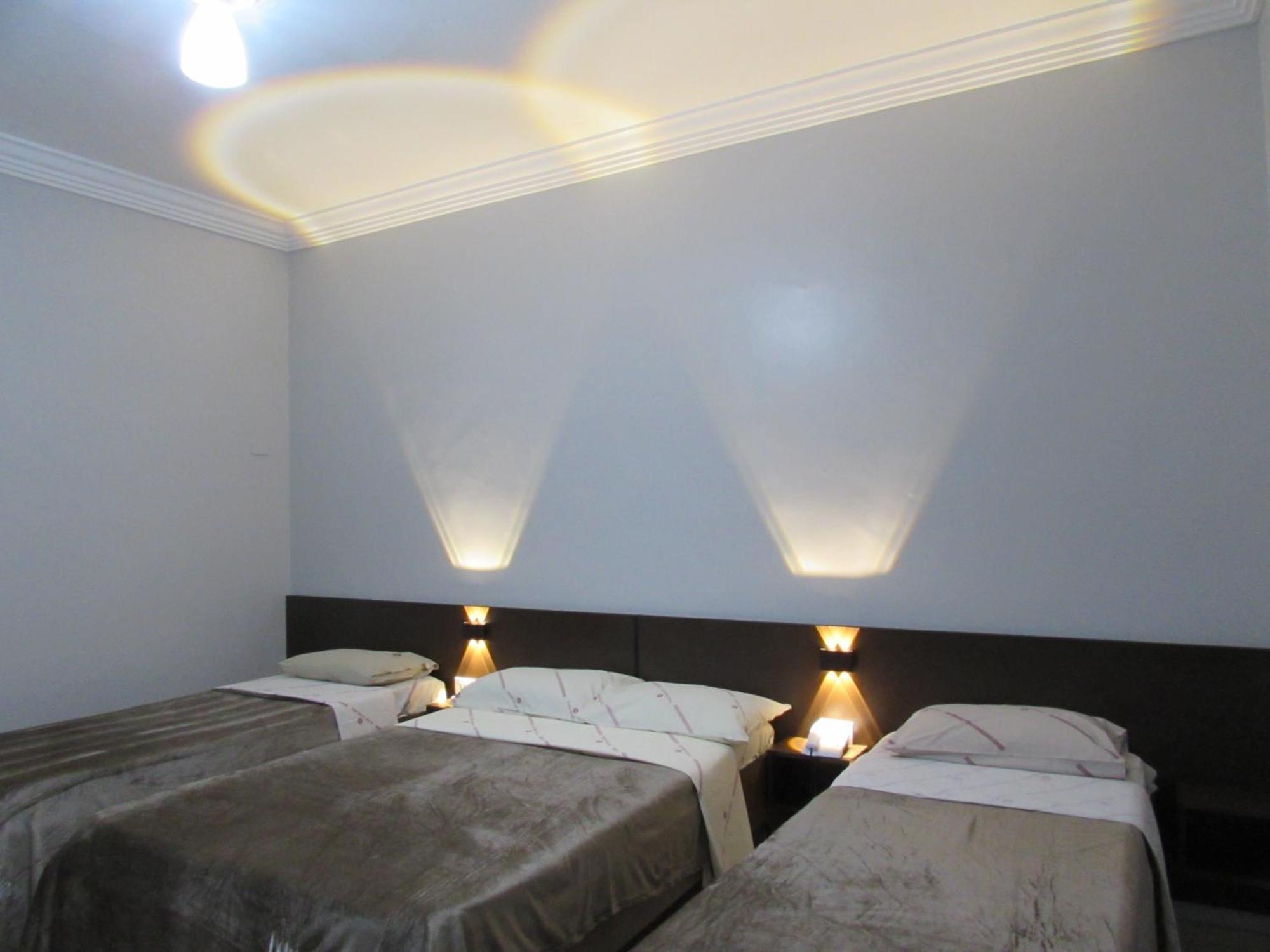 Hotel Tropicalia Proximo A 25 De Marco , Bras E Bom Retiro "Com Estacionamento Conveniado Ao Lado Do Hotel" São Paulo Ngoại thất bức ảnh