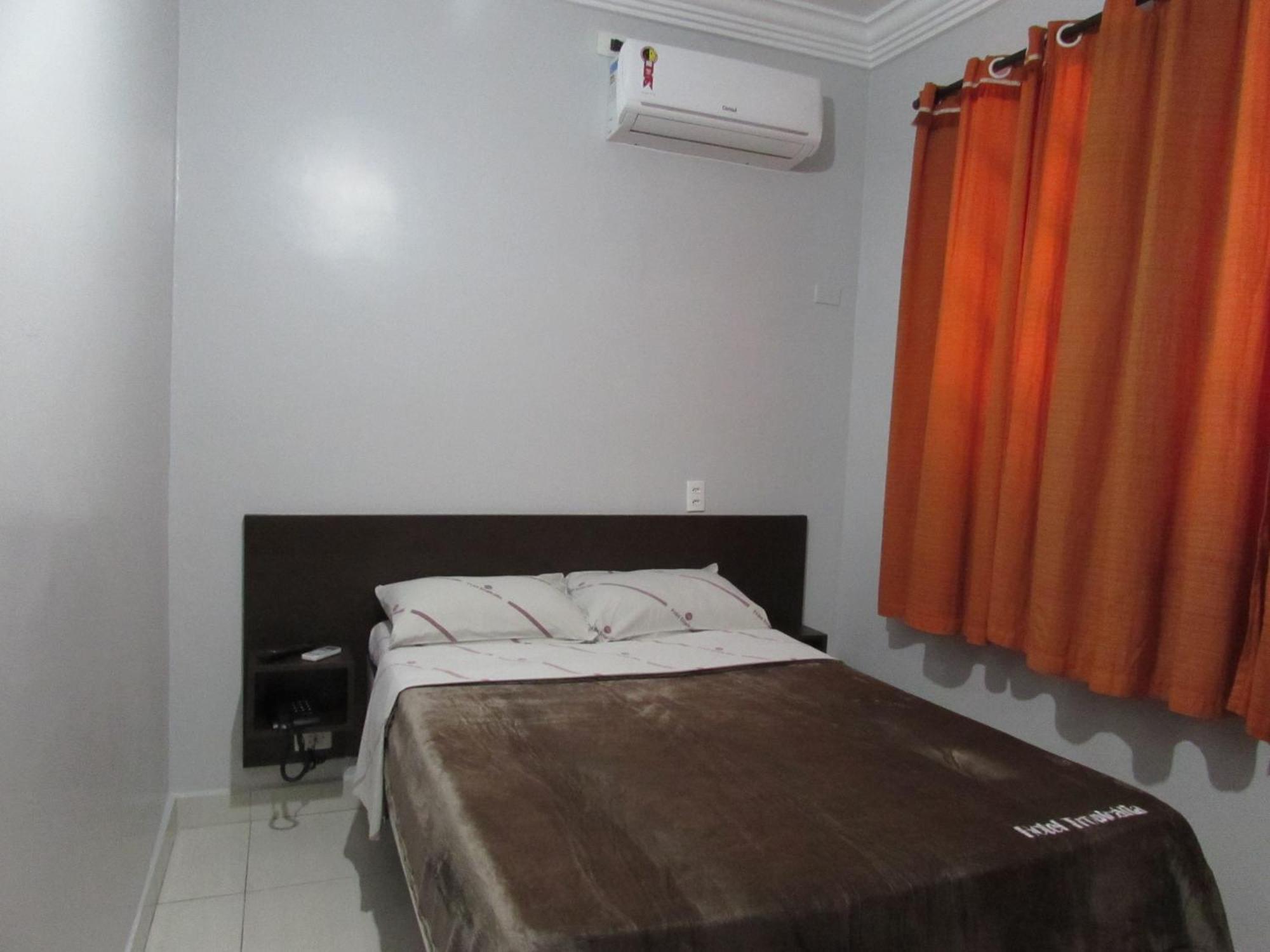 Hotel Tropicalia Proximo A 25 De Marco , Bras E Bom Retiro "Com Estacionamento Conveniado Ao Lado Do Hotel" São Paulo Ngoại thất bức ảnh